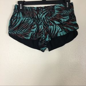 Lululemon Reversible Running Shorts, Size 4